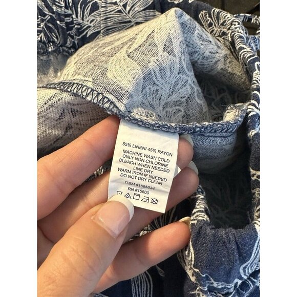 Briggs Linen Blend‎ Pull-On Shorts Small Tropical Print Blue White S Women’s - Picture 8 of 9